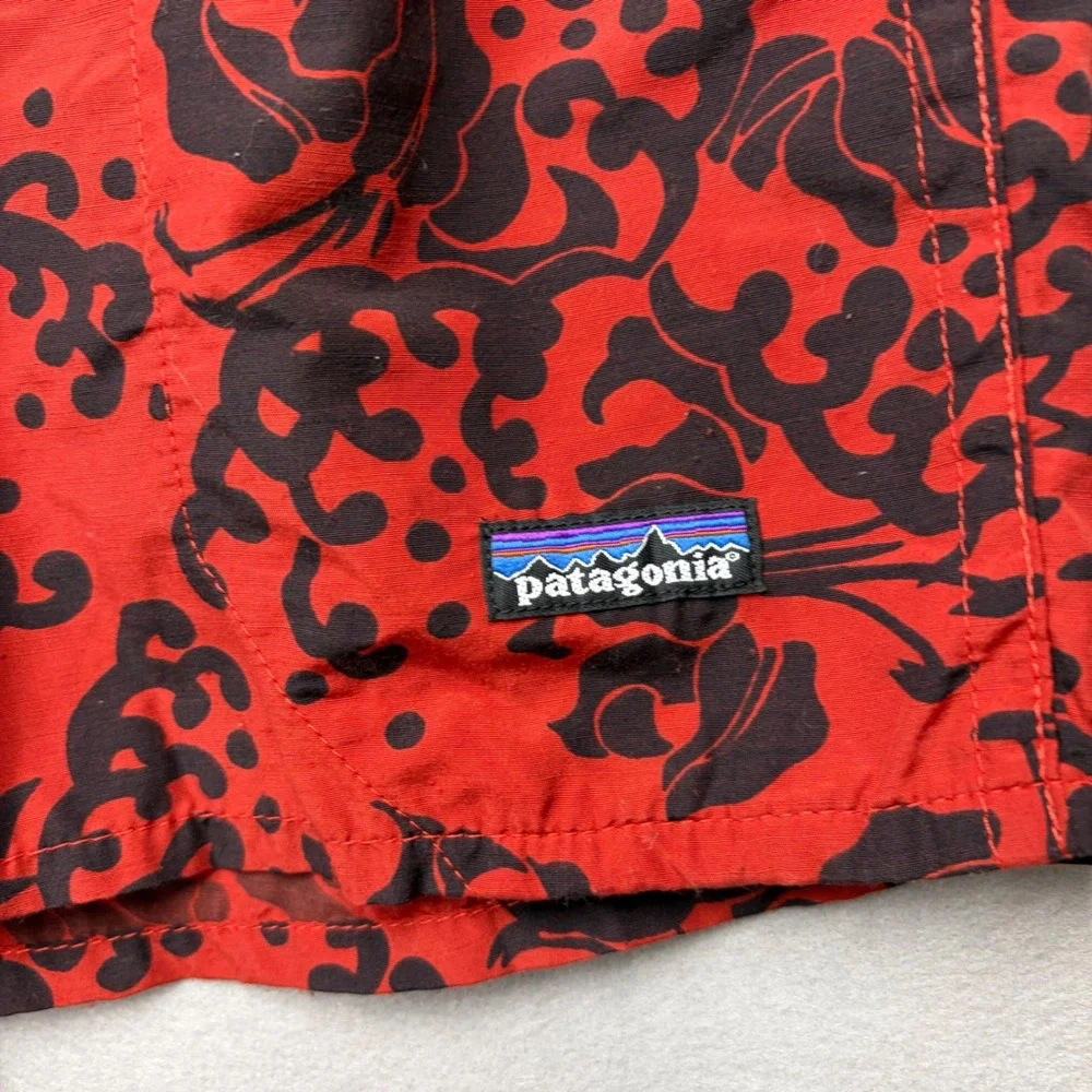 Patagonia Baggies Shorts Mens M Red Black Floral Paisley 5